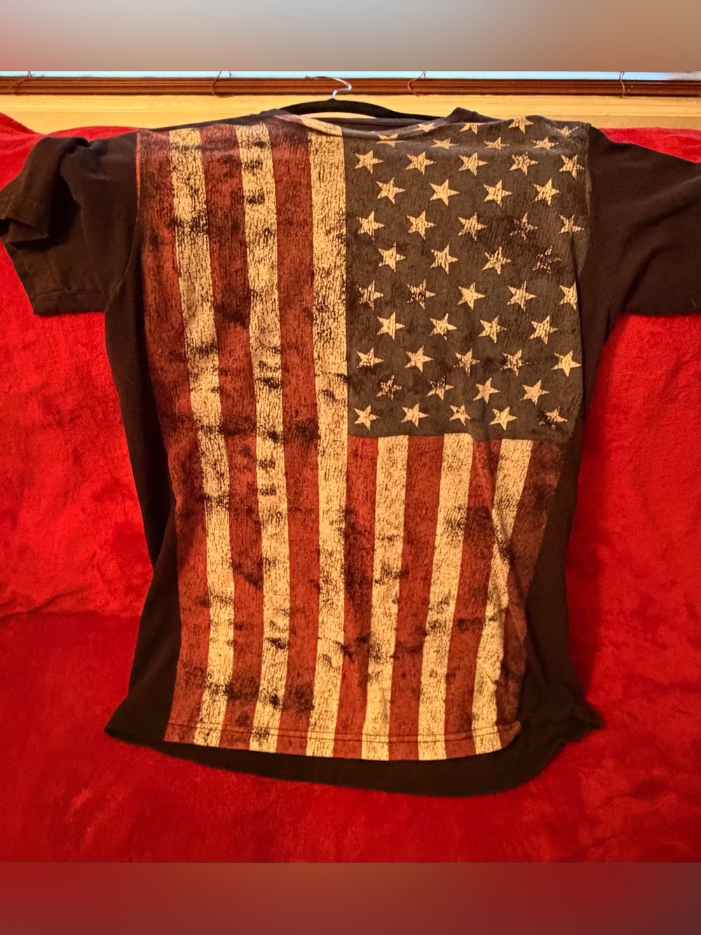 Men's Short-Sleeve Flag Graphic Tee - Black